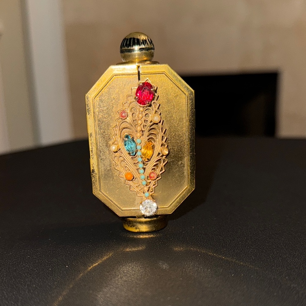 Vintage Lipstick Case